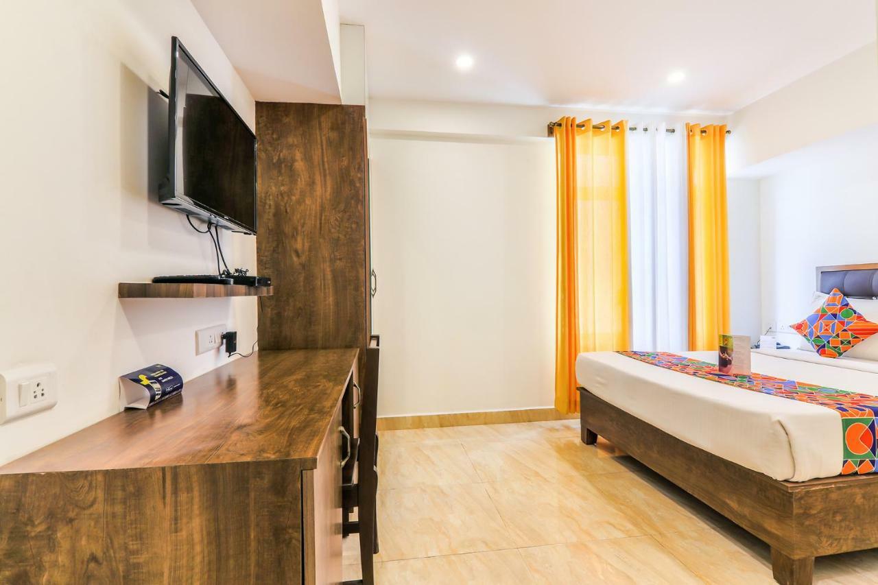 Fabhotel Oakwey Inn Indiranagar Бангалор Екстериор снимка