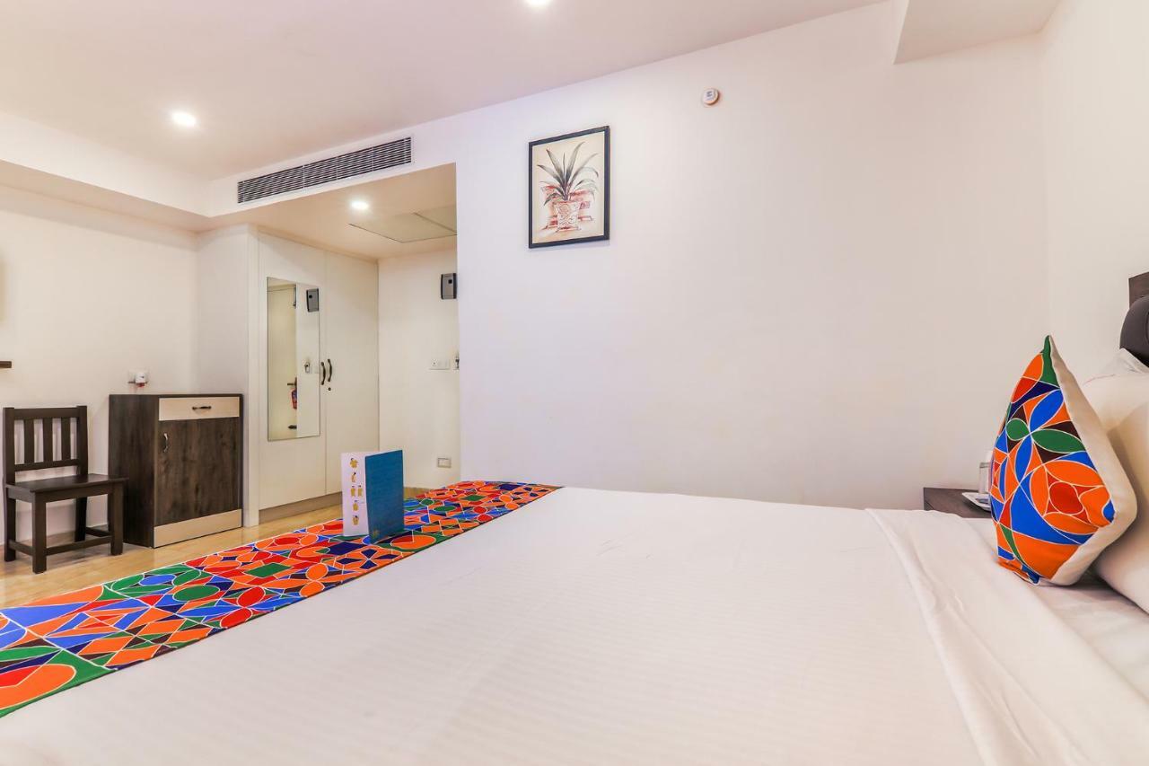 Fabhotel Oakwey Inn Indiranagar Бангалор Екстериор снимка